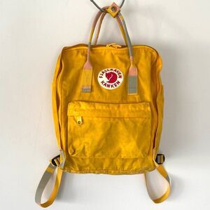 Fjallraven Classic Kanken Yellow Backpack Casual Everyday Wear Outdoor Colorful